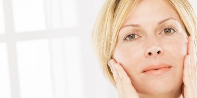 Τρεις τροφές που καταστρέφουν την επιδερμίδα