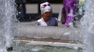 Κλιματιζόμενες αίθουσες για το κοινό από τον δήμο Πειραιά
