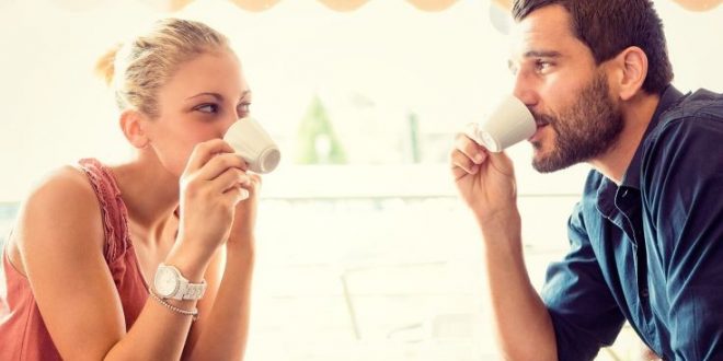 Ποια είναι η κατάλληλη ώρα για να πιείτε τον πρωινό σας καφέ