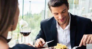 Οι τροφές που επηρεάζουν τη μυρωδιά ενός άντρα