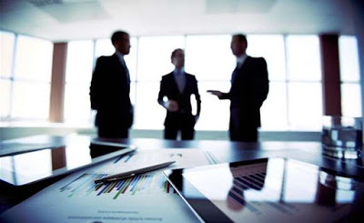 Μαζική φυγή επιχειρήσεων σε Κύπρο και Βουλγαρία