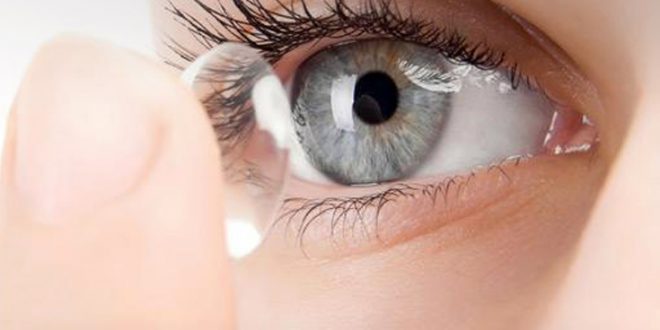 Πέντε μύθοι για τους φακούς επαφής