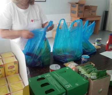 Παραλαβή και διανομή προϊόντων - δωρεάς της εταιρείας UNILEVER από την Κοινωνική Πρόνοια του Περιφερειακού Τμήματος Ελληνικού Ερυθρού Σταυρού Πάτρας