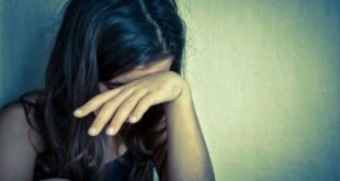 Πιο επιρρεπή στον αυτοτραυματισμό τα κορίτσια από τα αγόρια στην εφηβεία