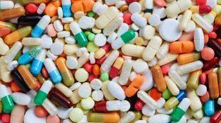 Τα ακριβά φάρμακα προκαλούν περισσότερες παρενέργειες- ή έτσι νομίζουν οι ασθενείς