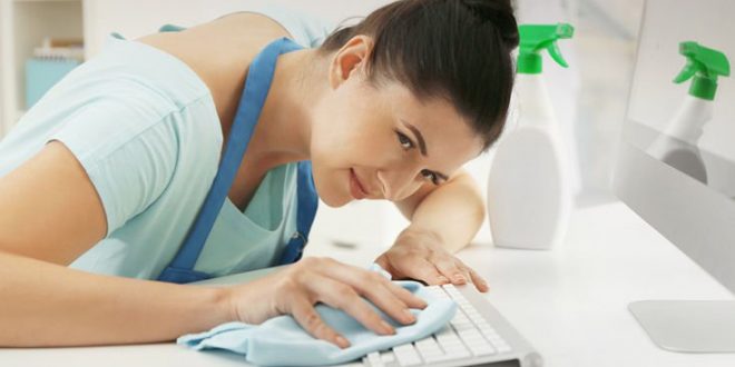 Μην ξεχνάτε να καθαρίζετε το πληκτρολόγιο του υπολογιστή