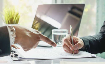 Θεσπίζεται "ταυτότητα αξιόχρεου", με ατομικό επιτόκιο οι συναλλαγές