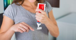 Κάθε πότε πρέπει να αλλάζετε οδοντόβουρτσα