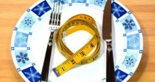 Όσοι τρώνε με αργό ρυθμό και αποφεύγουν να φάνε δύο ώρες προτού κοιμηθούν, χάνουν εύκολα κιλά