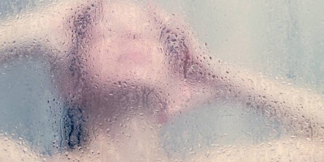 Πότε πρέπει να κάνουμε μπάνιο, το πρωί ή το βράδυ;