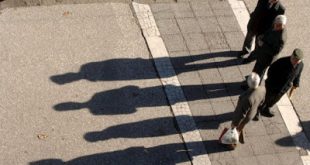 Συντάξεις: Μειώσεις 150 και 250 ευρώ – Πως θα καθοριστούν τα νέα ποσά