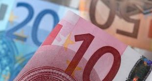 Συντάξεις: Επιστροφές ποσών σε 200.000 συνταξιούχους – Ποιοι και πότε θα δουν επιπλέον χρήματα στον λογαριασμό τους