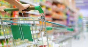 Οι 7 στους 10 Έλληνες περικόπτουν τα έξοδα του νοικοκυριού τους