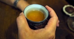 Μια ουσία στο πράσινο τσάι μπορεί να μειώνει τον κίνδυνο για έμφραγμα και εγκεφαλικό