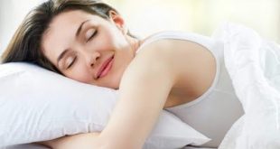 Οι σωστές στάσεις στον ύπνο για να ξυπνάτε χωρίς πόνους και στομαχικά προβλήματα
