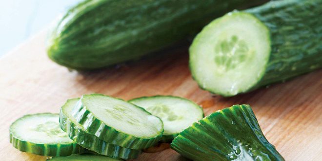 Τρεις top ενυδατικές τροφές του καλοκαιριού