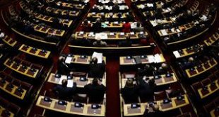 Ψηφίστηκε με ευρεία πλειοψηφία το νομοσχέδιο για τη αδήλωτη εργασία