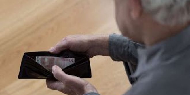 Αγωνία σε συνταξιούχους για τις (μη) επιστροφές